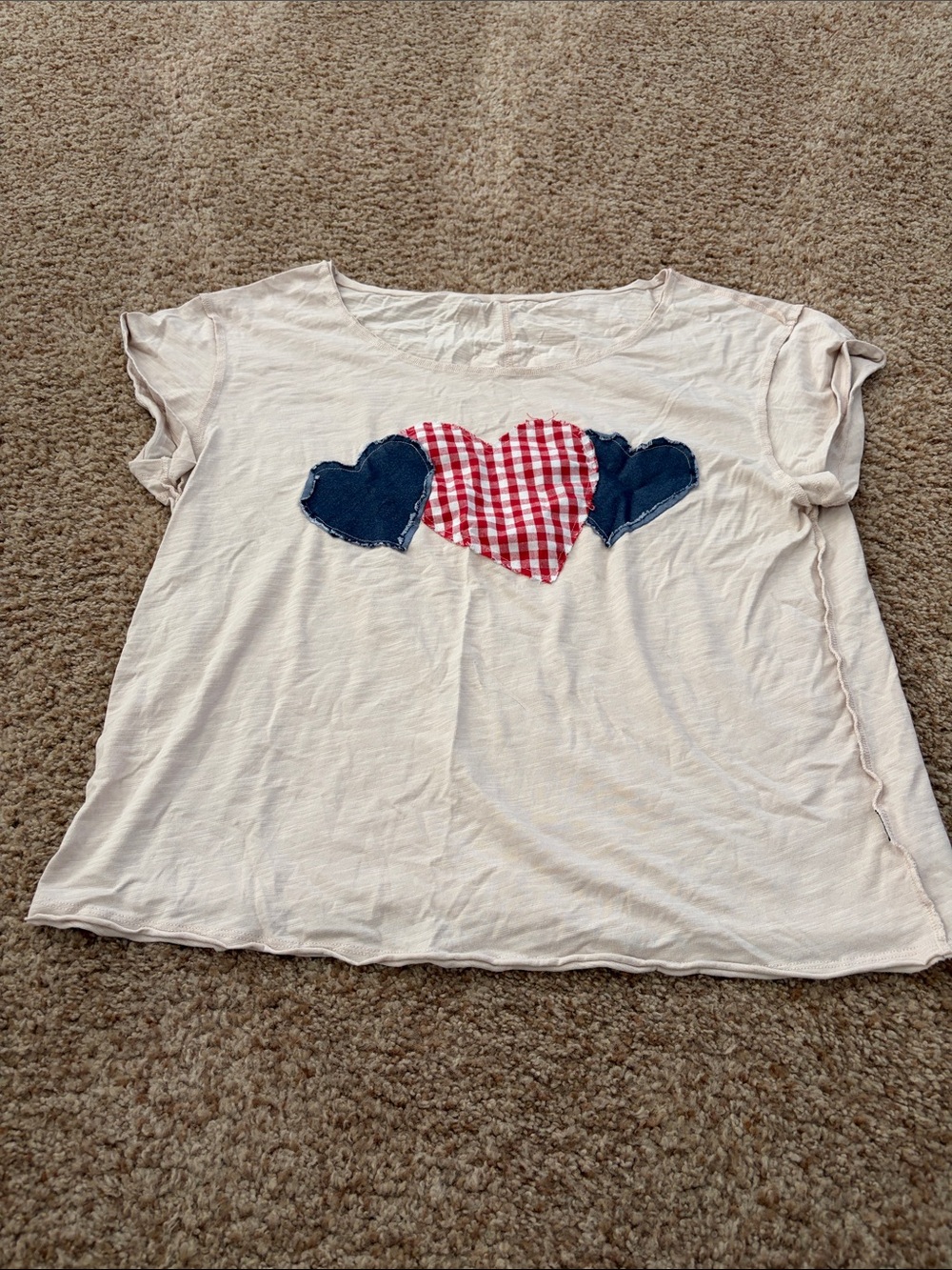 SHEIN Cream Short-Sleeve Tee with Red Gingham and Navy Heart Appliqués